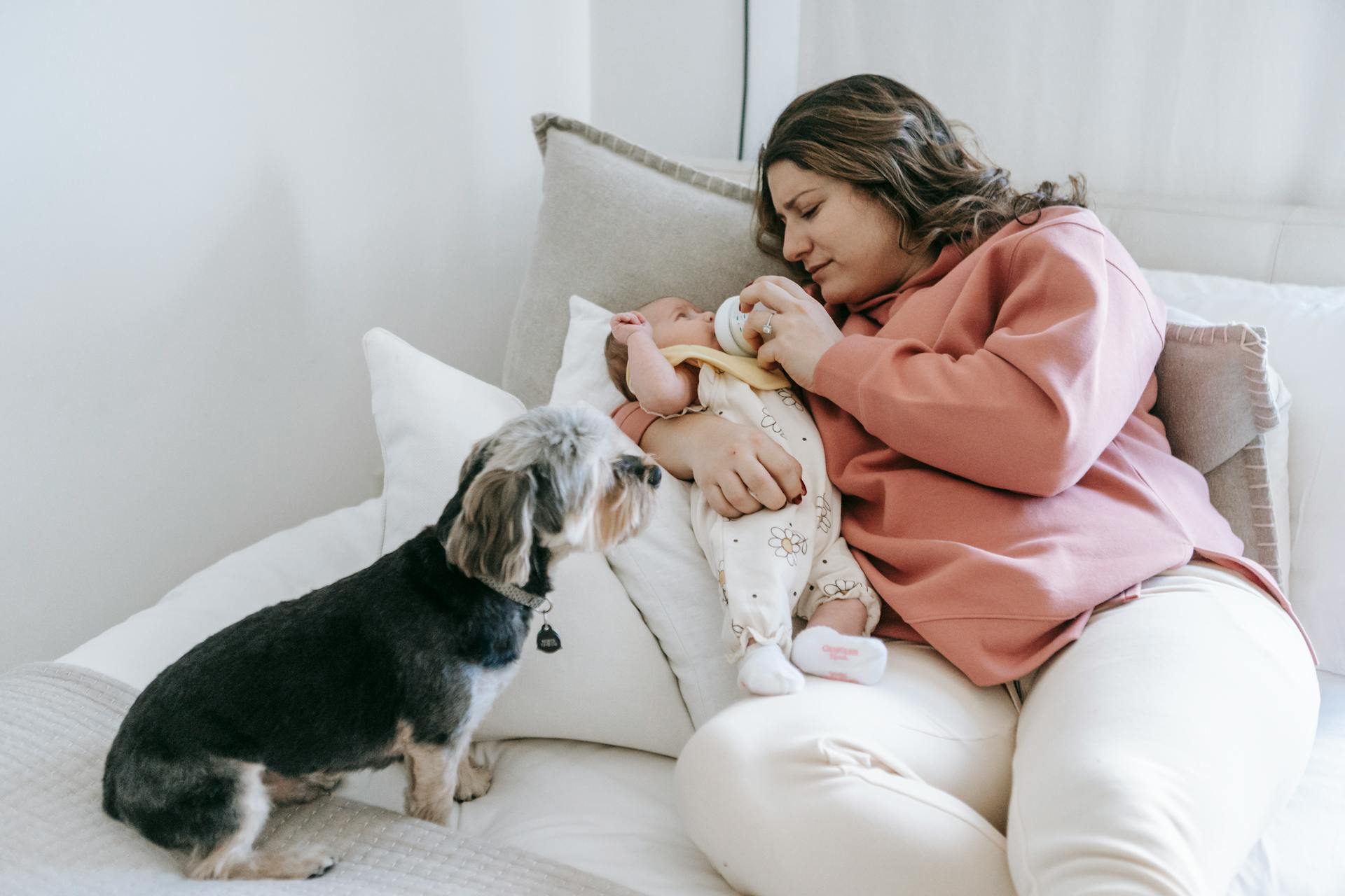 BABY FEEDING BOTTLES